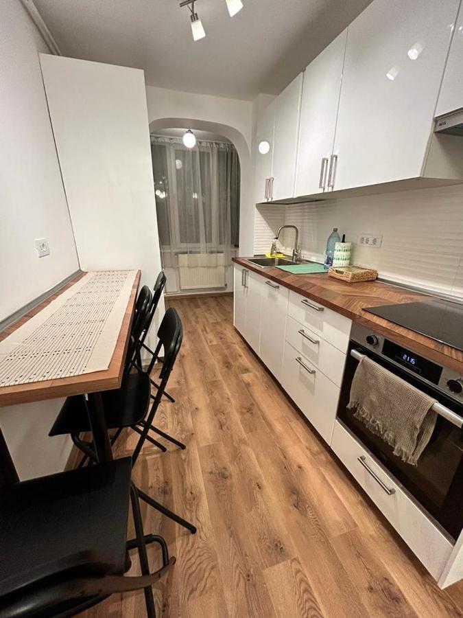 Meba Apartments Brasov Bagian luar foto